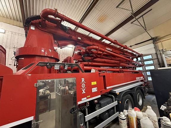 Mercedes-Benz Arocs 6x4 Junjin JXZ37-5 18HP 14 of 30