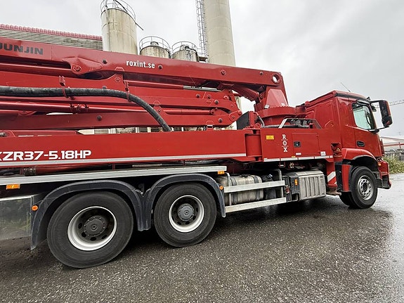 Mercedes-Benz Arocs 6x4 Junjin JXZ37-5 18HP 7 of 30