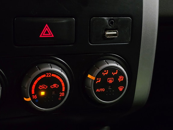 Nissan X-Trail 28 of 30