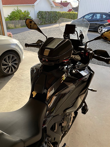 BMW S 1000 XR 10 of 11