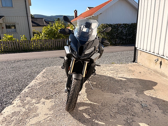 BMW S 1000 XR 3 of 11