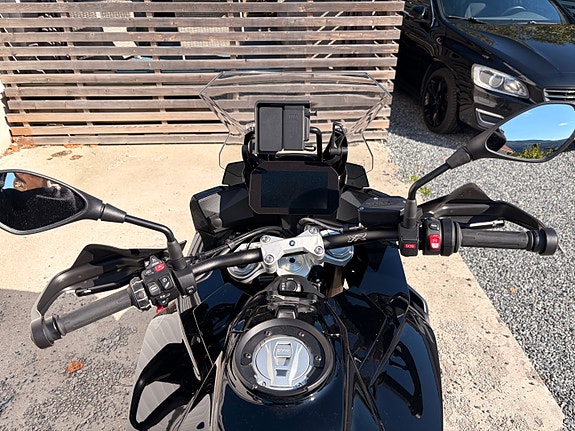 BMW S 1000 XR 9 of 11