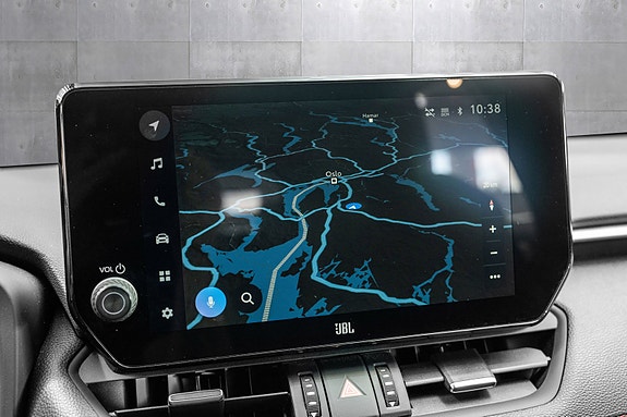 Toyota RAV4 Plug-in Hybrid 20 of 27