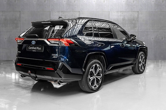 Toyota RAV4 Plug-in Hybrid 5 of 27