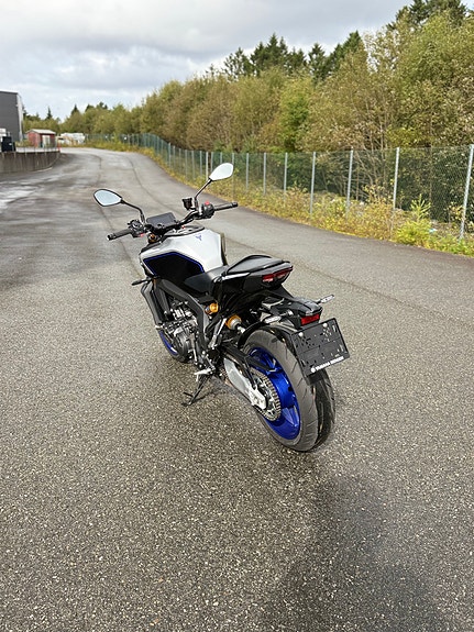 Yamaha MT-09 SP 8 of 8