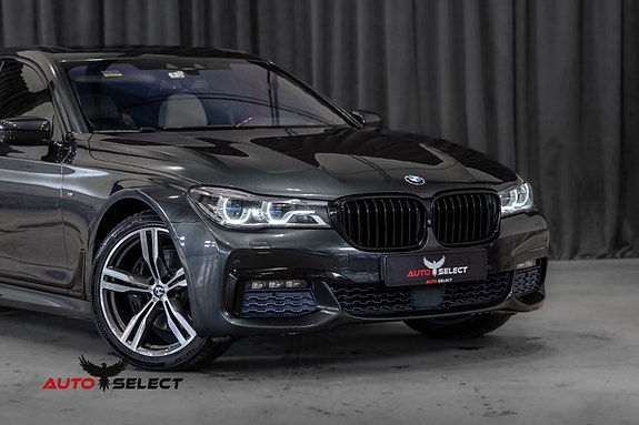 BMW 730d 2 of 30