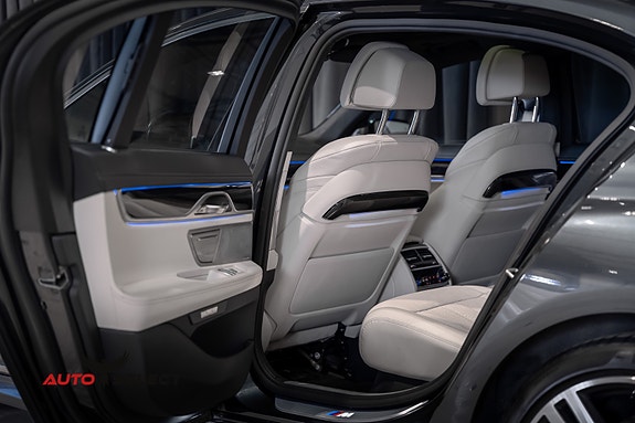 BMW 730d 27 of 30