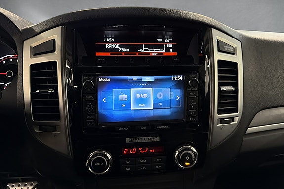 Mitsubishi Pajero 24 of 30