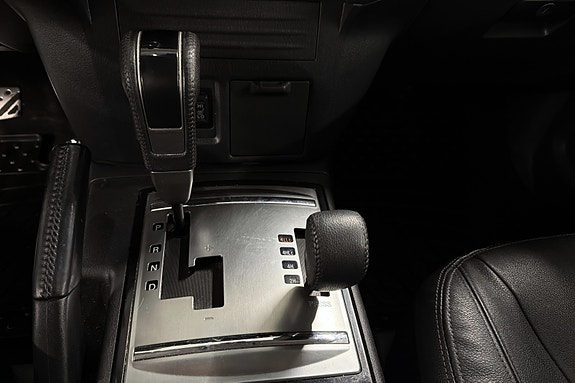 Mitsubishi Pajero 28 of 30