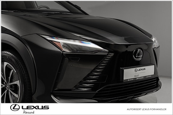 Lexus RZ450e 10 of 30
