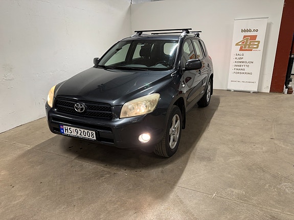 Toyota RAV4 2 of 30