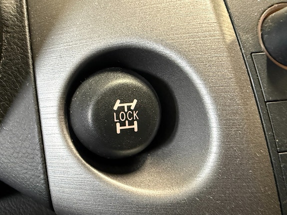 Toyota RAV4 29 of 30