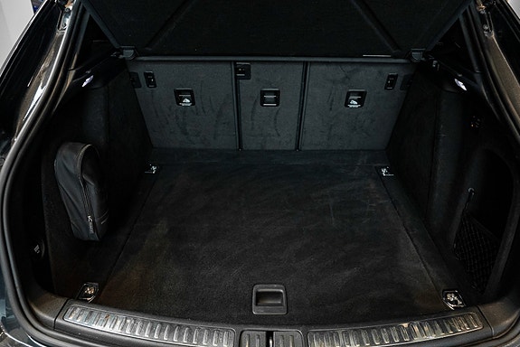 Porsche Macan 8 of 30