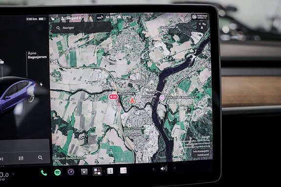 Tesla Model 3 22 of 30