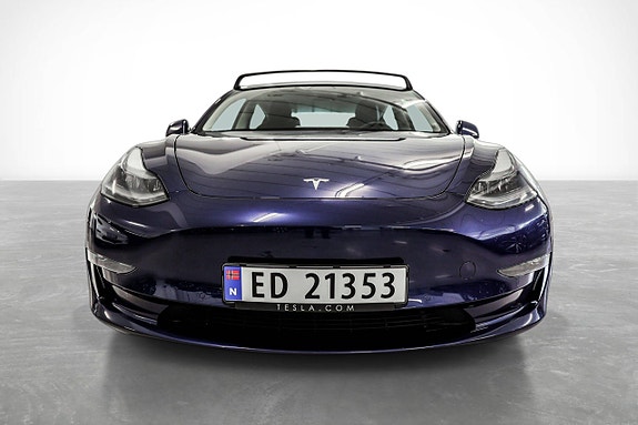 Tesla Model 3 3 of 30