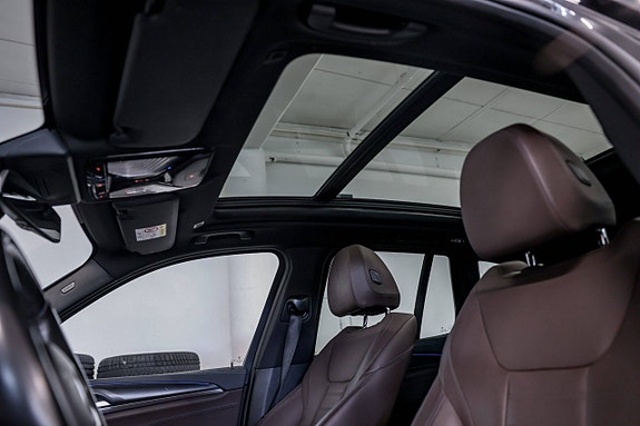 BMW iX3 14 of 30