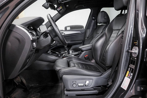 BMW iX3 12 of 24