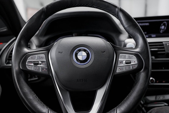 BMW iX3 17 of 24