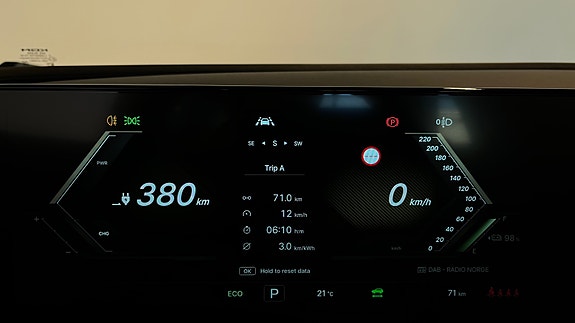 KGM Musso EV 17 of 30