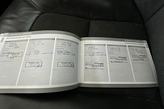 Volvo V70 16 of 17