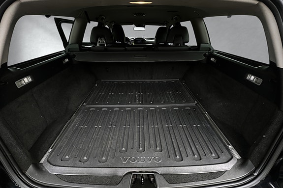 Volvo V70 13 of 17