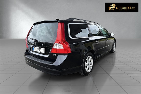 Volvo V70 5 of 17