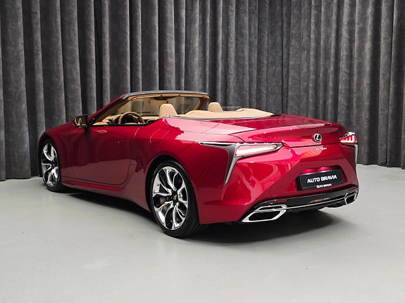 Lexus LC500 5 of 30
