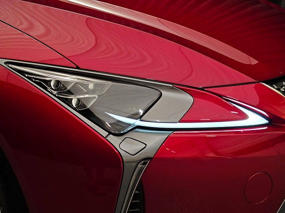 Lexus LC500 22 of 30