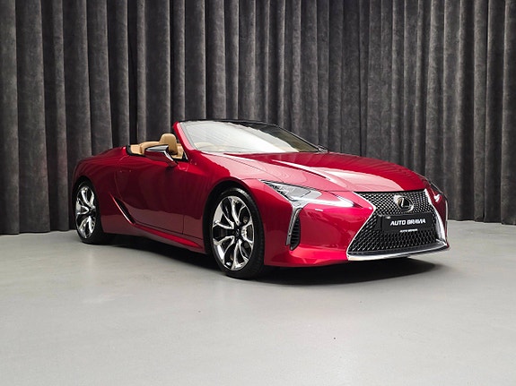 Lexus LC500 9 of 30