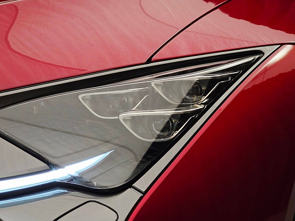 Lexus LC500 23 of 30