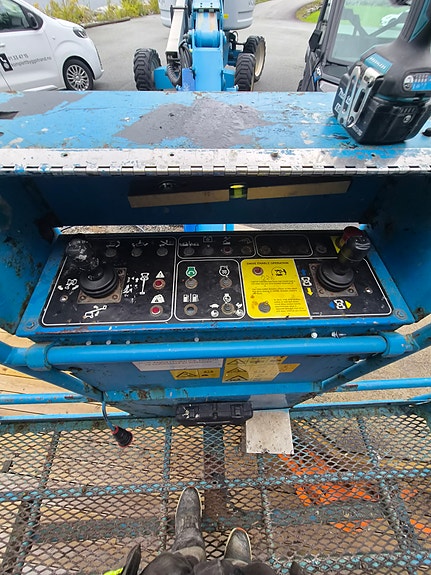 Genie S-65 5 of 5