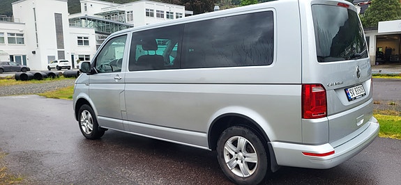 Volkswagen Caravelle 5 of 30