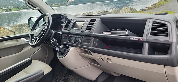 Volkswagen Caravelle 15 of 30