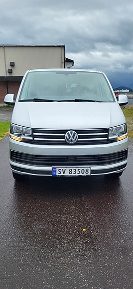 Volkswagen Caravelle 2 of 30