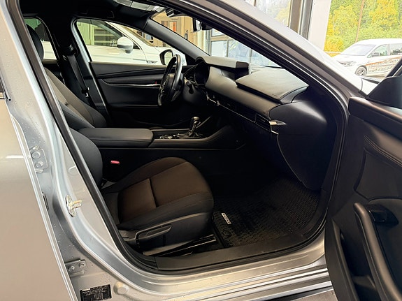 Mazda 3 12 of 28