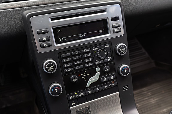 Volvo V70 20 of 30