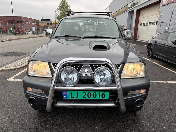 Mitsubishi L200 9 of 21