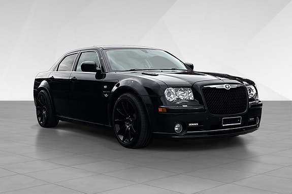 Chrysler 300C 3 of 23