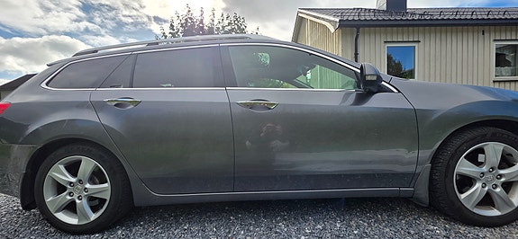 Honda Accord 8 of 29