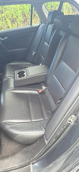 Honda Accord 18 of 29