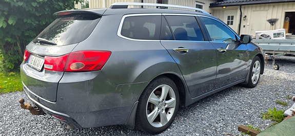 Honda Accord 7 of 29