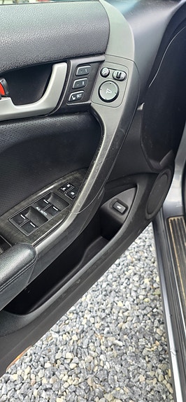 Honda Accord 22 of 29