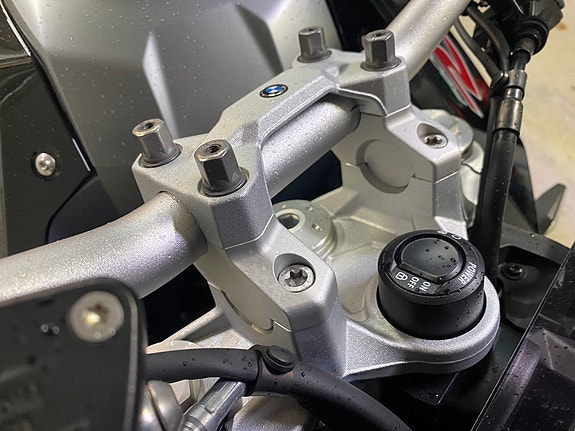 BMW F 900 R 15 of 24