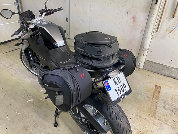 BMW F 900 R 20 of 24