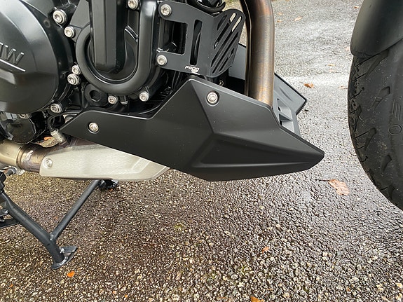 BMW F 900 R 11 of 24
