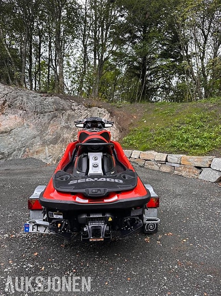 2016 SeaDoo 260 rs Rxt 7 of 8