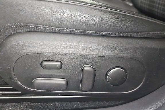 Hyundai Ioniq 6 14 of 25
