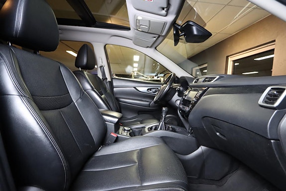 Nissan X-Trail 25 of 27