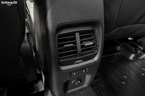 Ford Kuga 21 of 30