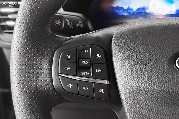 Ford Kuga 30 of 30